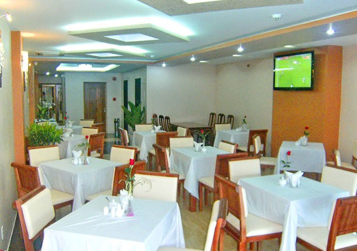 Ресторан отеля Thang Long Nha Trang Hotel 3* (Тханг Лонг Нха Транг Отель 3*) Фото отеля Thang Long Nha Trang Hotel 3* (Тханг Лонг Нха Транг Отель 3*)
