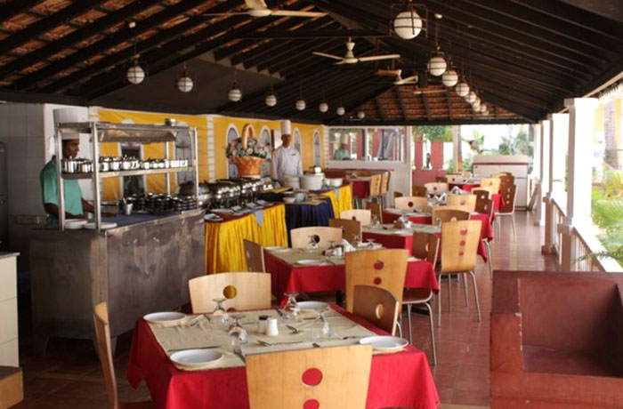 Ресторан отеля Alor Grande Holiday Resort 3* (Алор Гранде Холидей Резорт 3*) Фото отеля Alor Grande Holiday Resort 3* (Алор Гранде Холидей Резорт 3*)